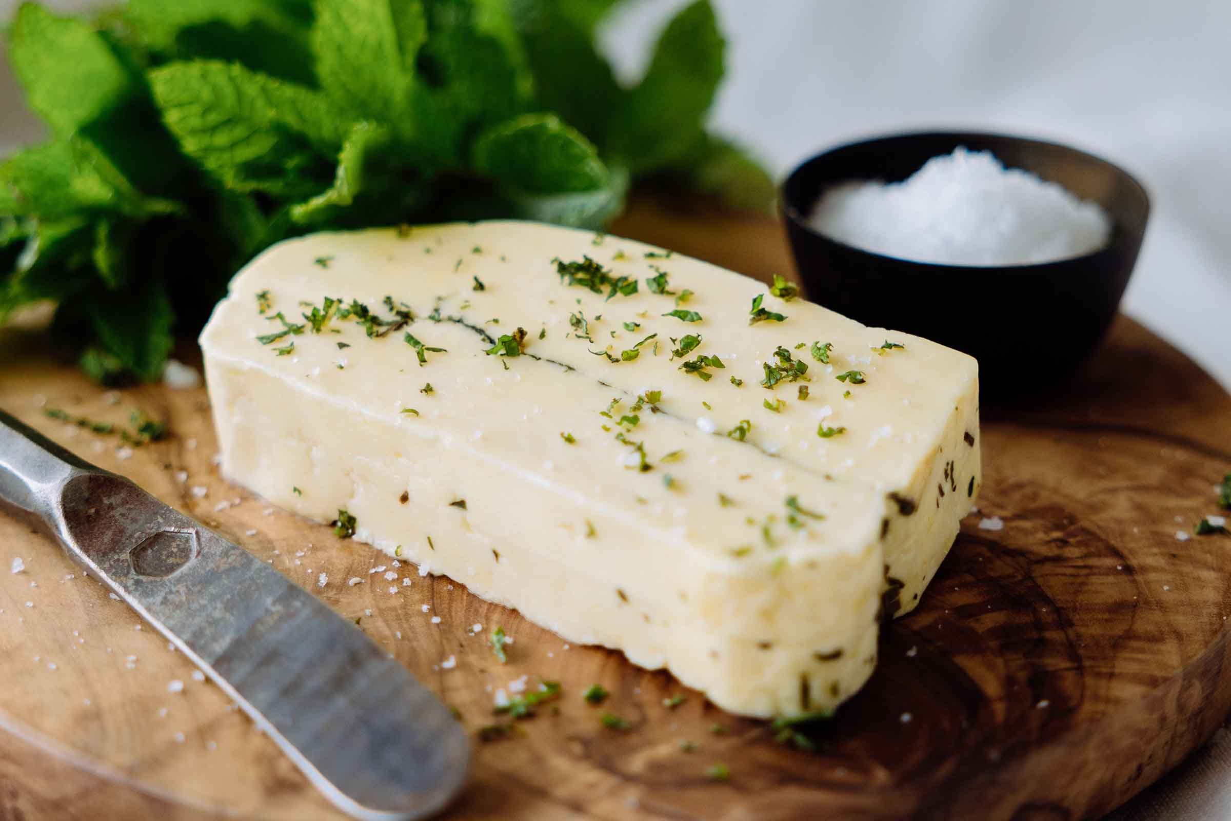 Blanc Pignon Moolloumi Cheese